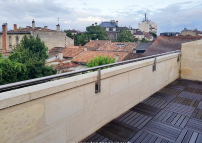 Main courante inox pose latérale sur muret